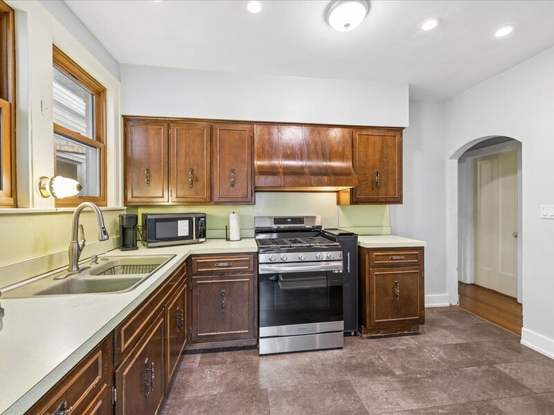 5325 N Linder Avenue Chicago IL 60630