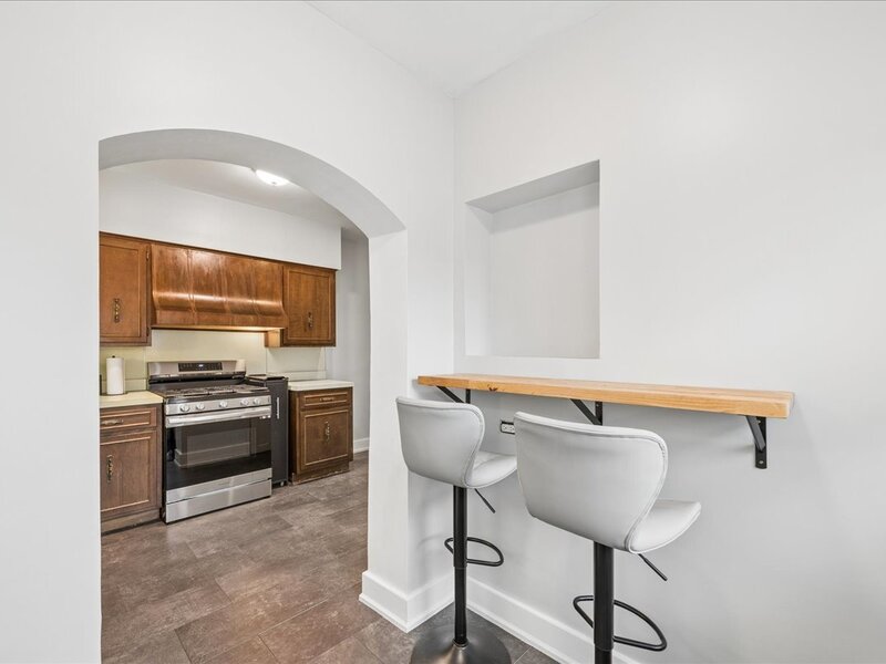 5325 N Linder Avenue Chicago IL 60630