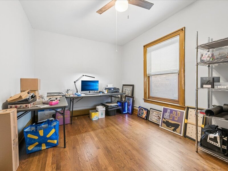 5325 N Linder Avenue Chicago IL 60630