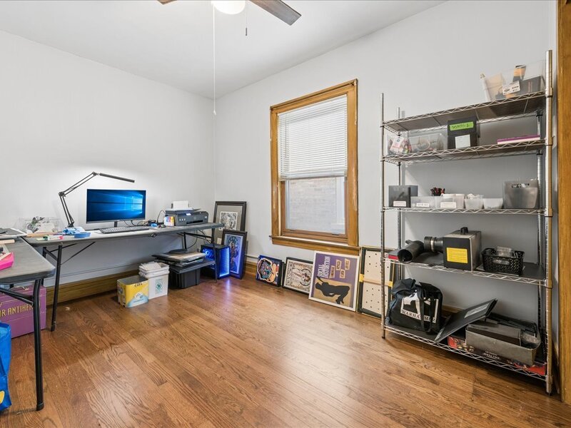 5325 N Linder Avenue Chicago IL 60630