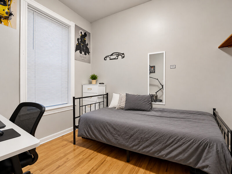 1406 W Flournoy Street Chicago IL 60607