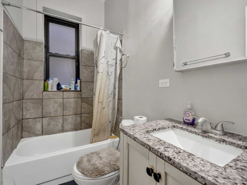 1406 W Flournoy Street Chicago IL 60607