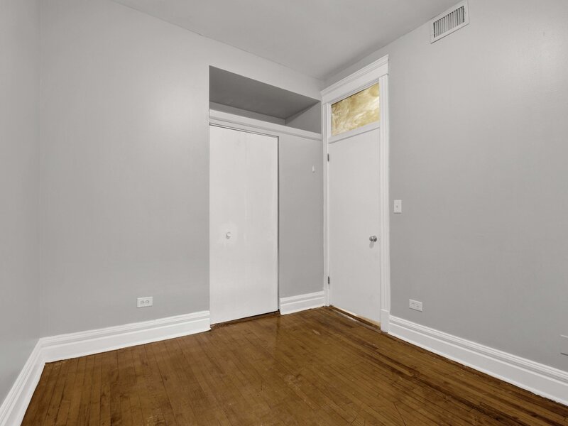 1406 W Flournoy Street Chicago IL 60607