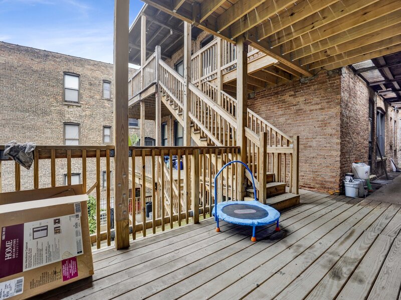 1406 W Flournoy Street Chicago IL 60607