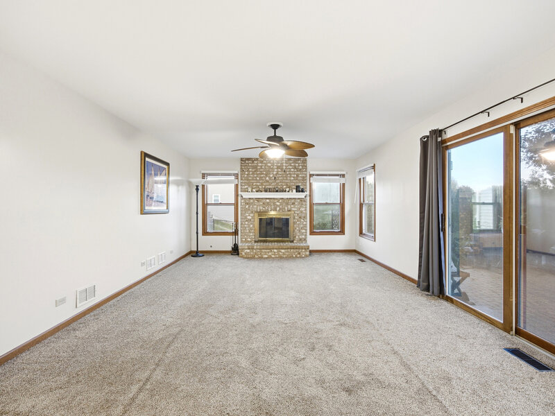 1245 Alexandra Boulevard Crystal Lake IL 60014