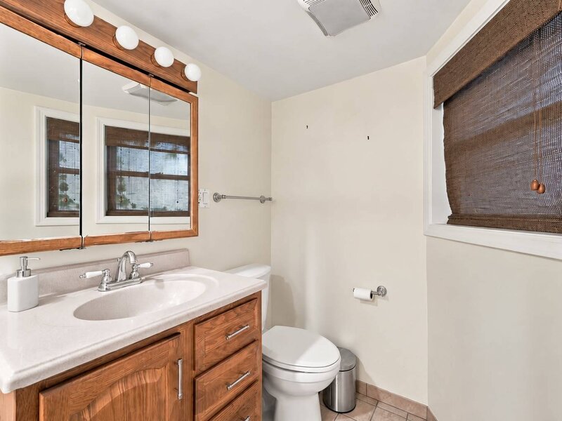 2940 W Greenleaf Avenue Chicago IL 60645