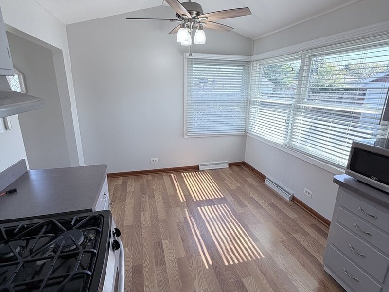 6635 W 87th Street Oak Lawn IL 60453