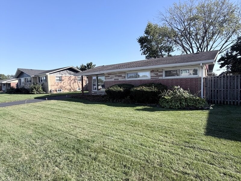 6635 W 87th Street Oak Lawn IL 60453