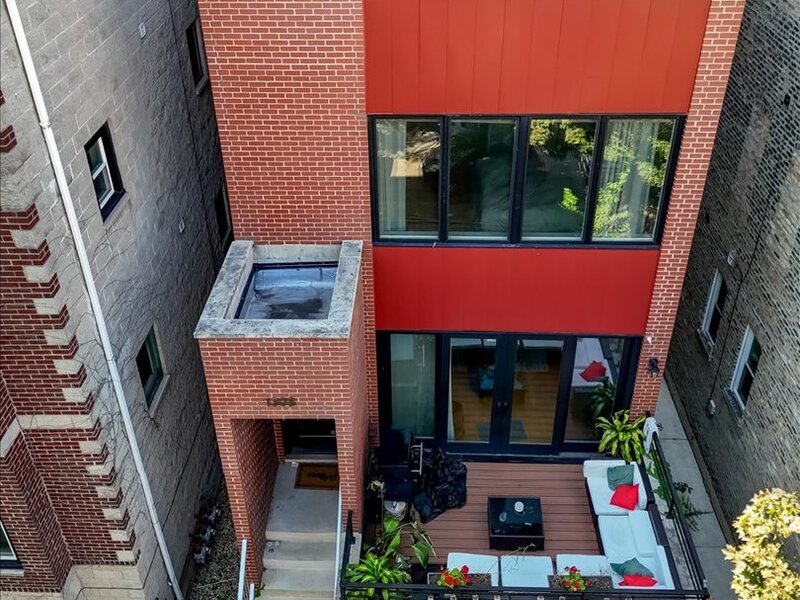 1308 N Bosworth Avenue Chicago IL 60622