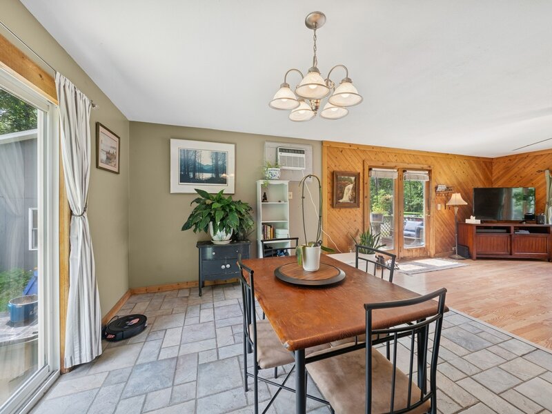 34 N Adams Street Oswego IL 60543