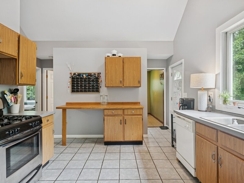 34 N Adams Street Oswego IL 60543