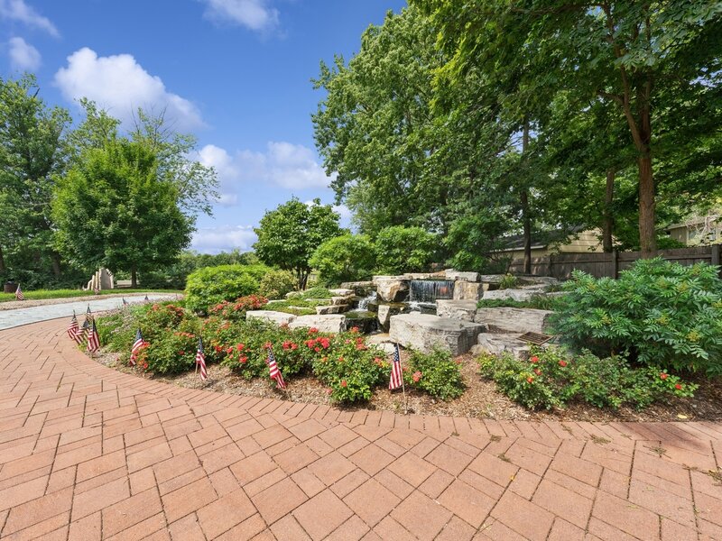 34 N Adams Street Oswego IL 60543