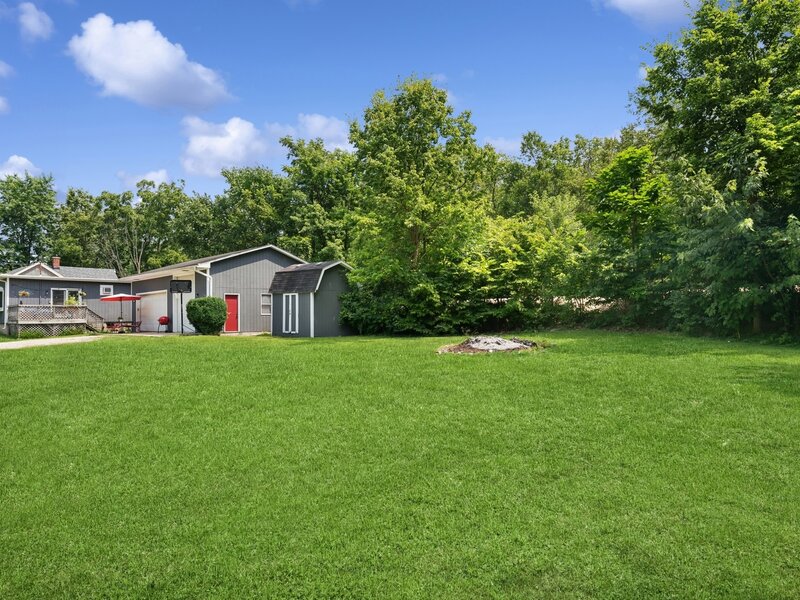 34 N Adams Street Oswego IL 60543