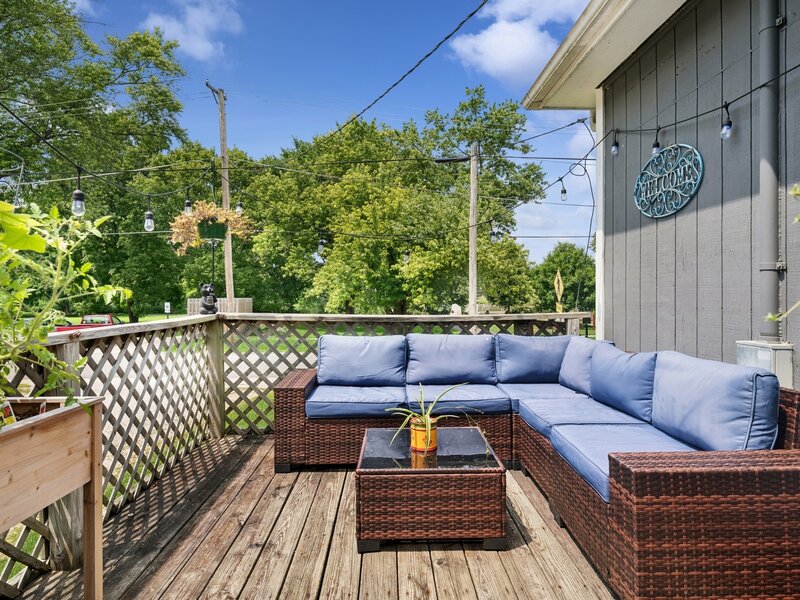 34 N Adams Street Oswego IL 60543