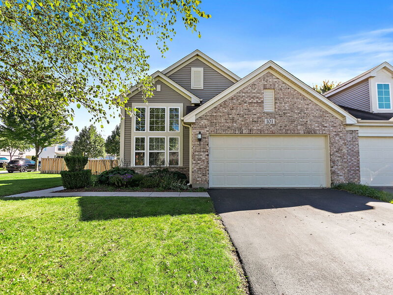 101 Boathouse Road Pingree Grove IL 60140