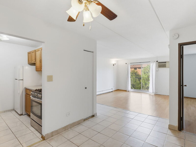 281 Shorewood Drive Glendale Heights IL 60139
