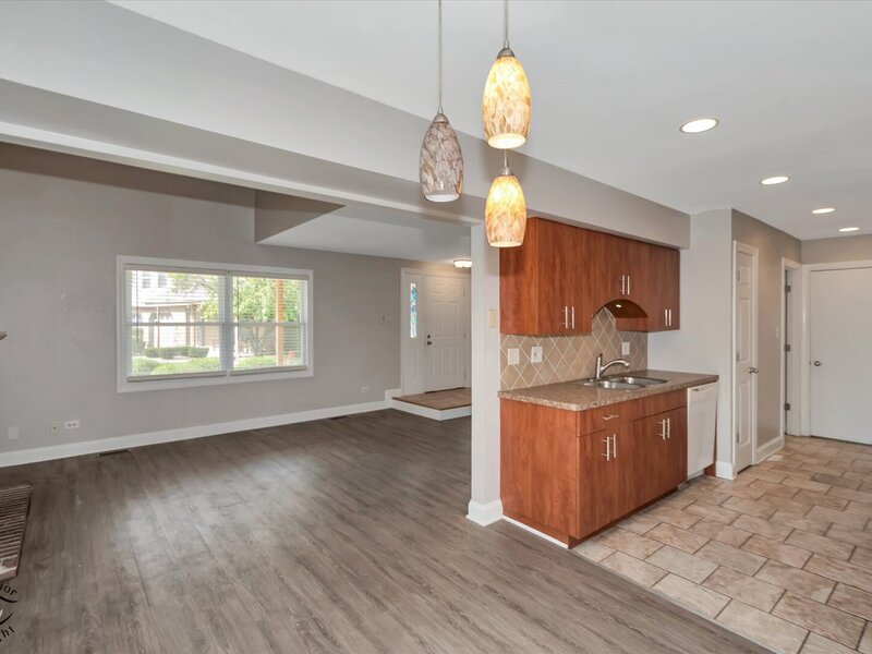 9327 Bradford Lane Orland Park IL 60462