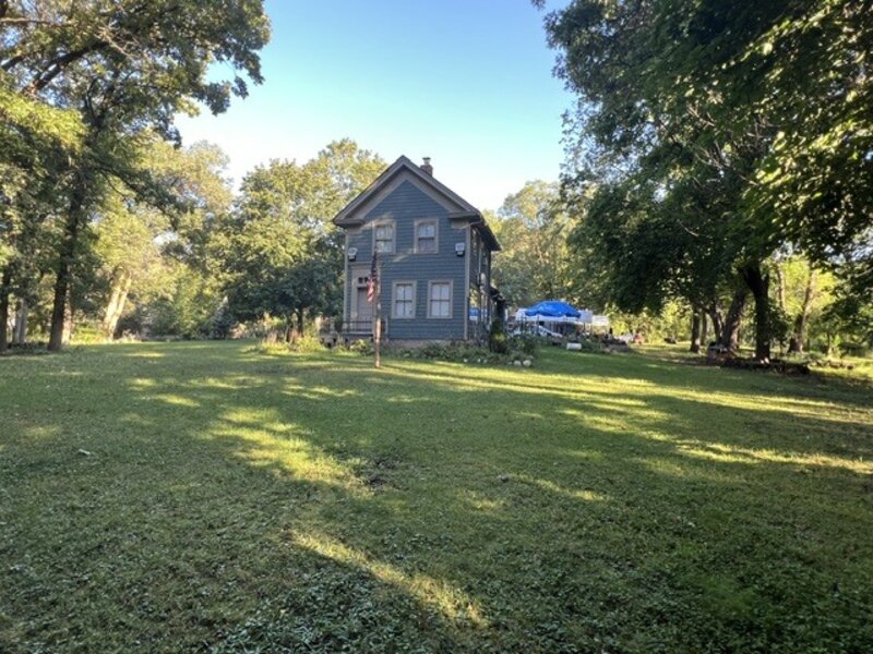 38 Highland Avenue Elgin IL 60124