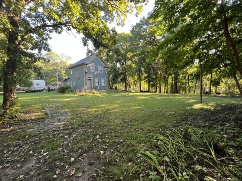 38 Highland Avenue Elgin IL 60124