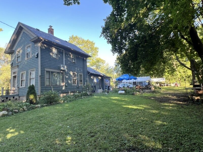 38 Highland Avenue Elgin IL 60124
