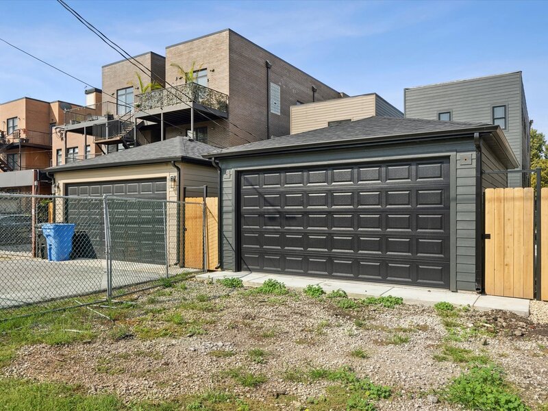 3319 S Prairie Avenue Chicago IL 60616