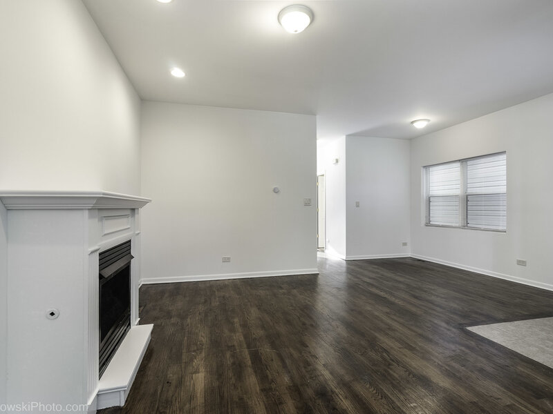 6732 S Dorchester Avenue Chicago IL 60637