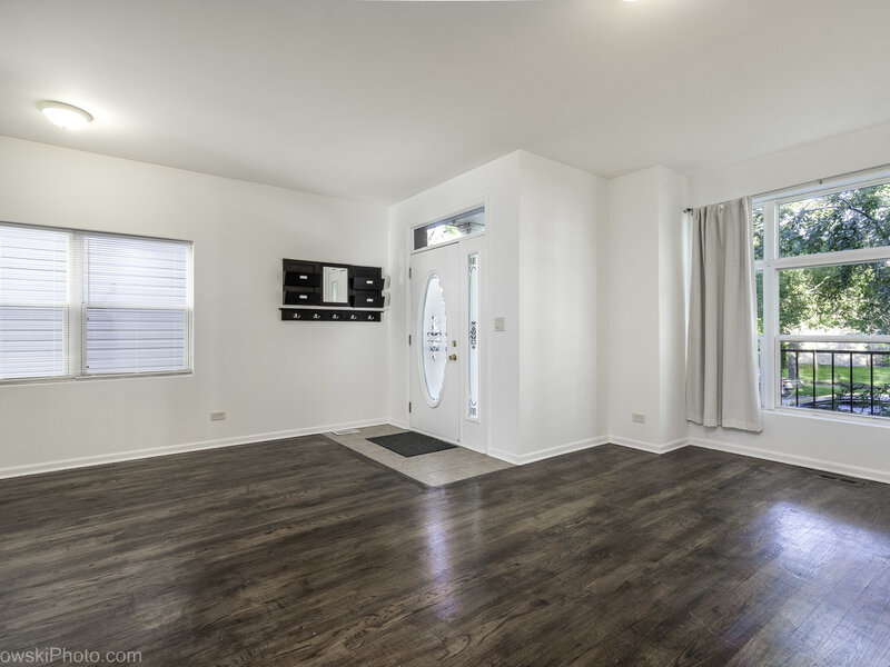 6732 S Dorchester Avenue Chicago IL 60637