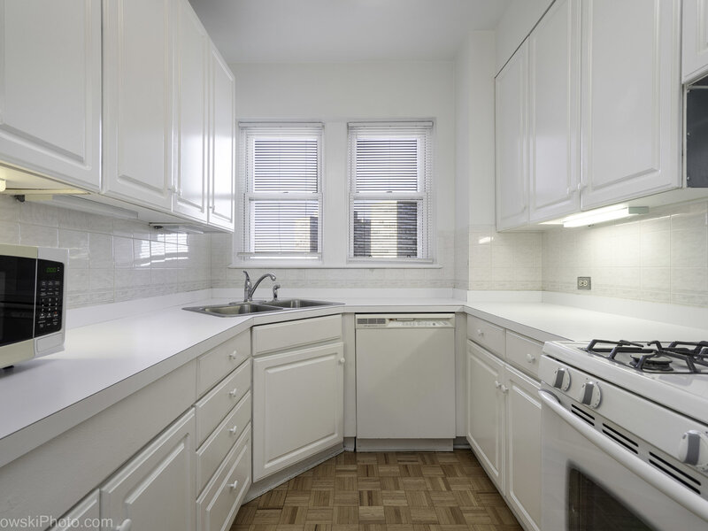 5000 S Cornell Avenue Chicago IL 60615