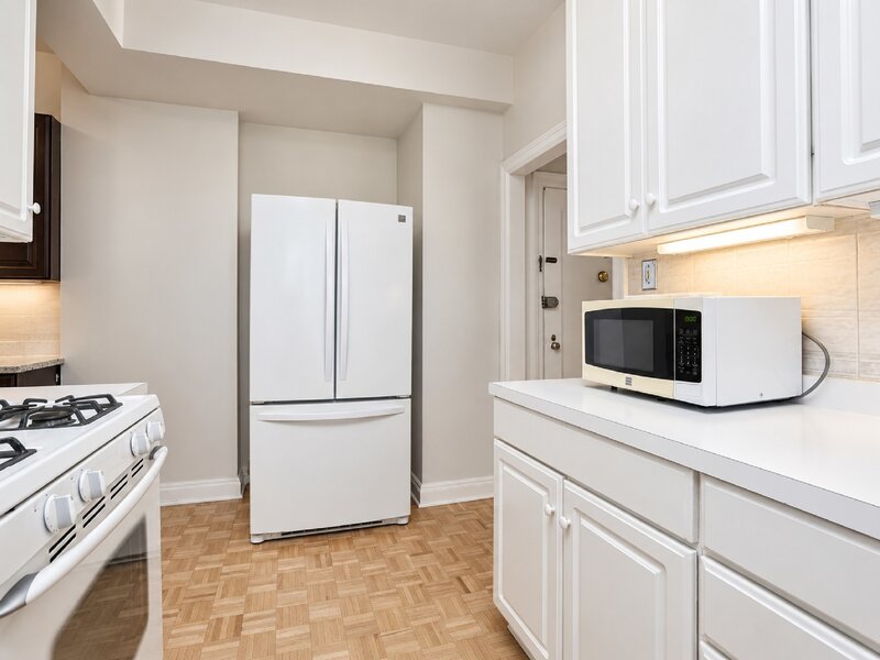 5000 S Cornell Avenue Chicago IL 60615