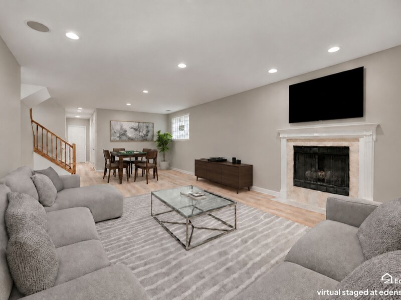 1450 W Erie Street Chicago IL 60642