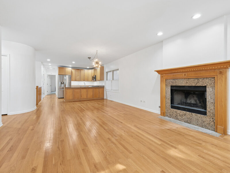 1450 W Erie Street Chicago IL 60642