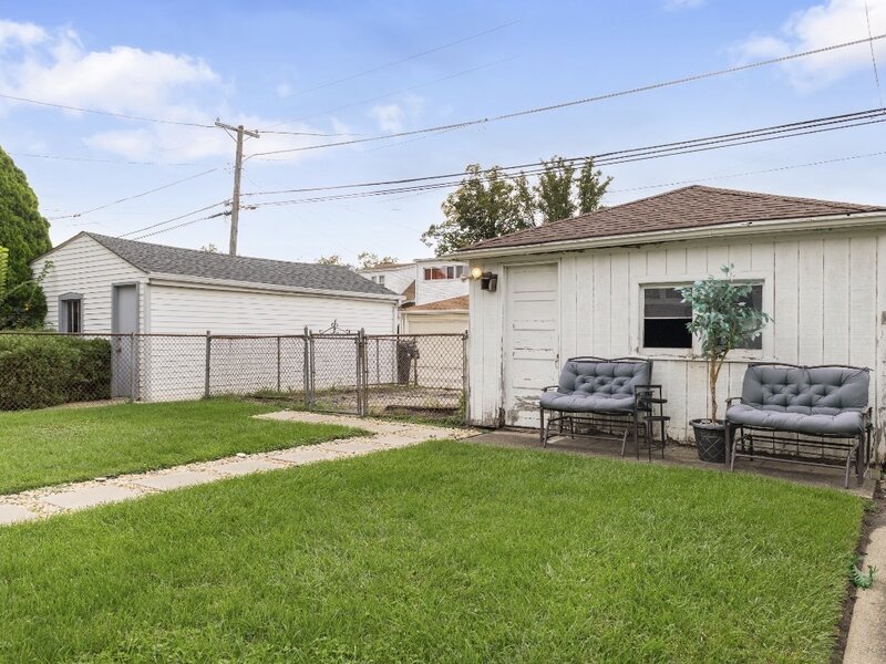 2020 S 18th Avenue Broadview IL 60155