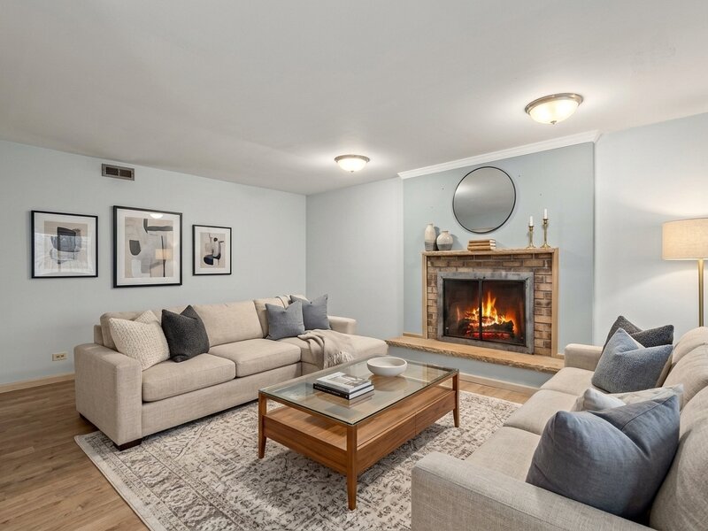 176 Cambridge Lane Bloomingdale IL 60108