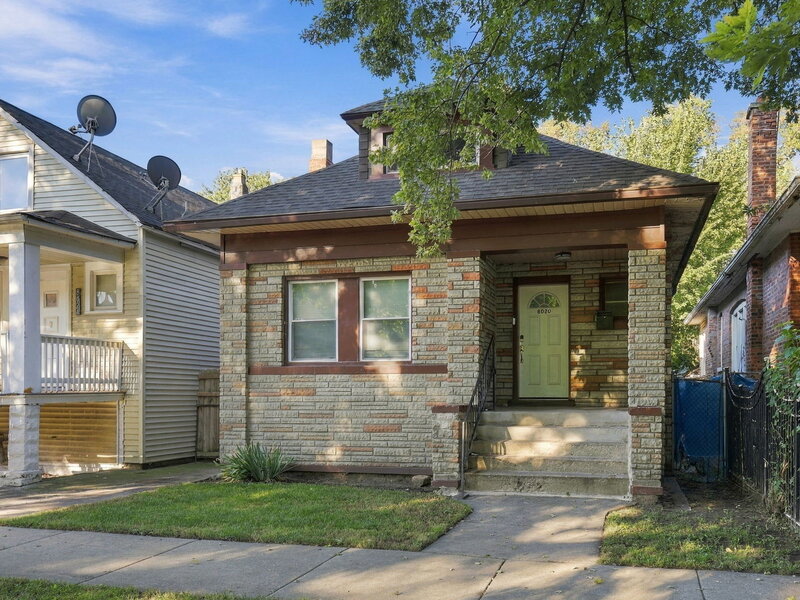 8020 S Muskegon Avenue Chicago IL 60617
