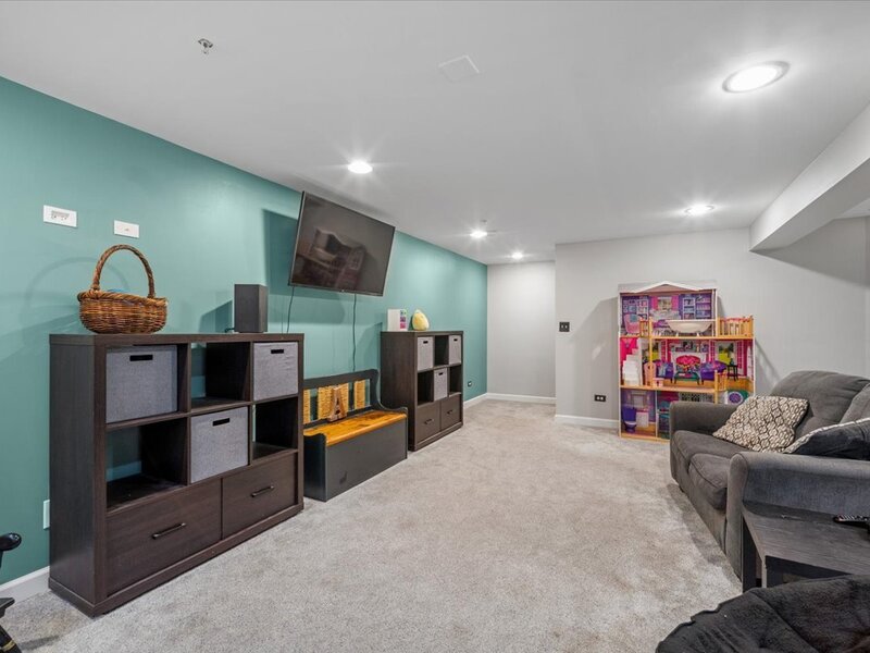 2045 Village View Drive Yorkville IL 60560