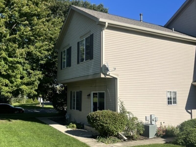 2045 Village View Drive Yorkville IL 60560