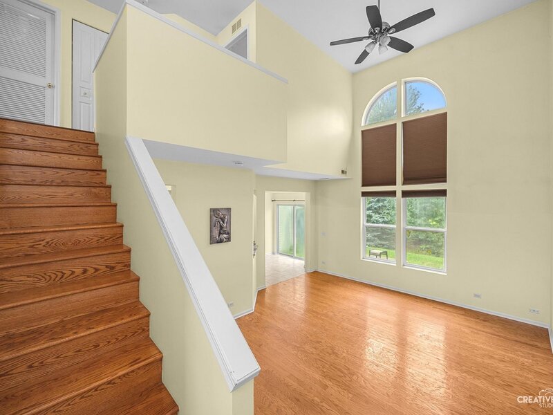 1062 Stamford Court Aurora IL 60502