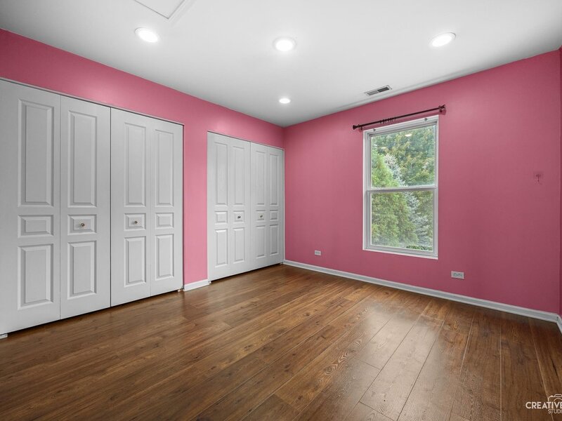 1062 Stamford Court Aurora IL 60502