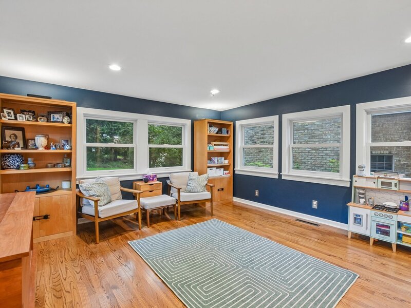 606 S Dryden Place Arlington Heights IL 60005