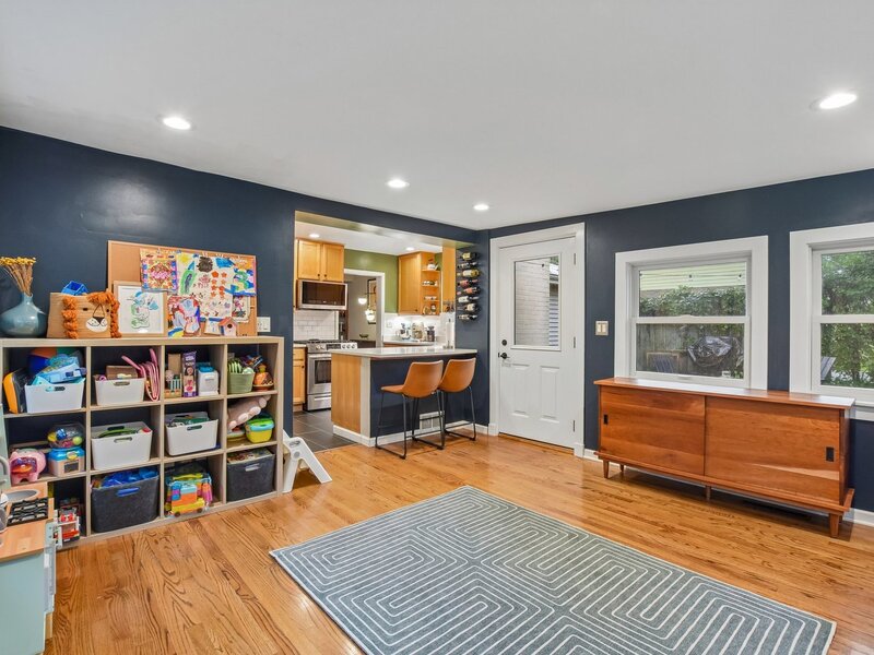 606 S Dryden Place Arlington Heights IL 60005