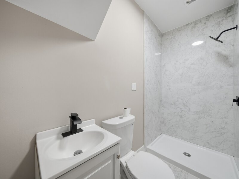 122 N Long Avenue Chicago IL 60644