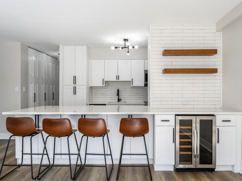 30 E Elm Street Chicago IL 60611