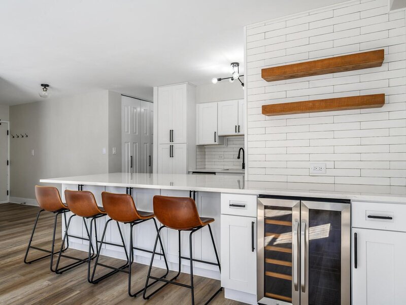 30 E Elm Street Chicago IL 60611