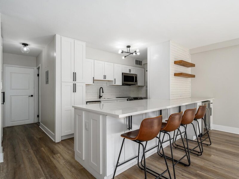 30 E Elm Street Chicago IL 60611