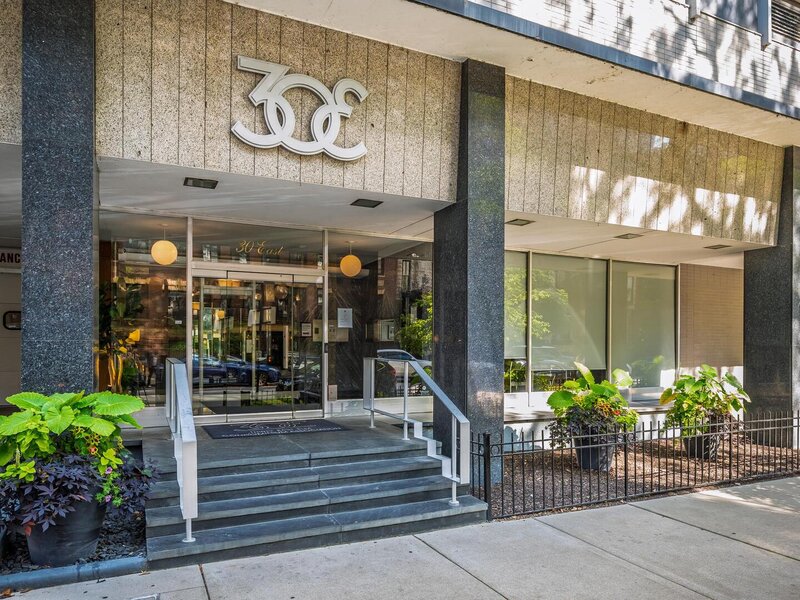 30 E Elm Street Chicago IL 60611