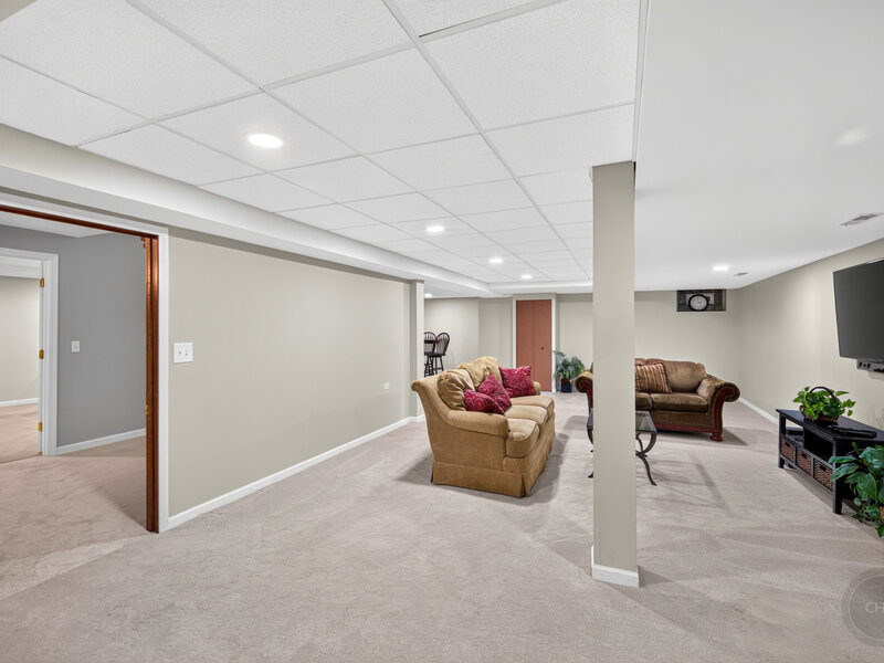 4020 White Eagle Drive Naperville IL 60564