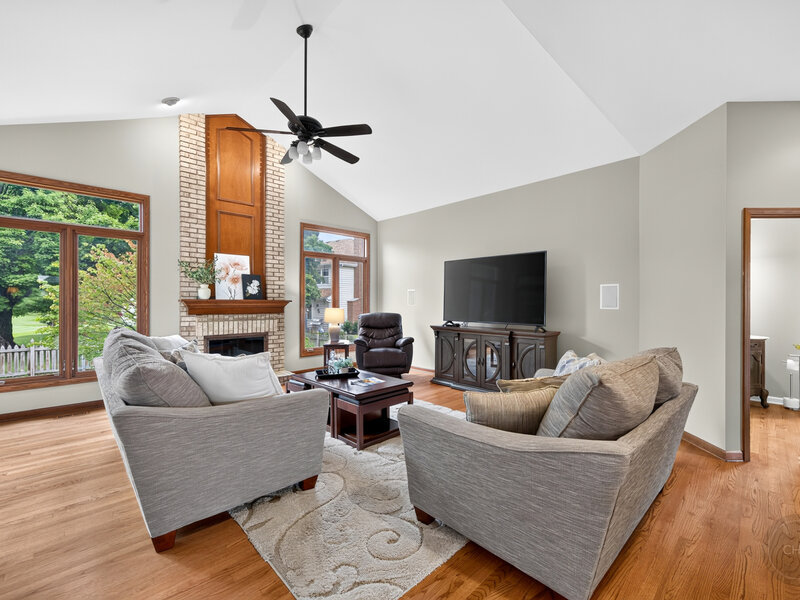4020 White Eagle Drive Naperville IL 60564