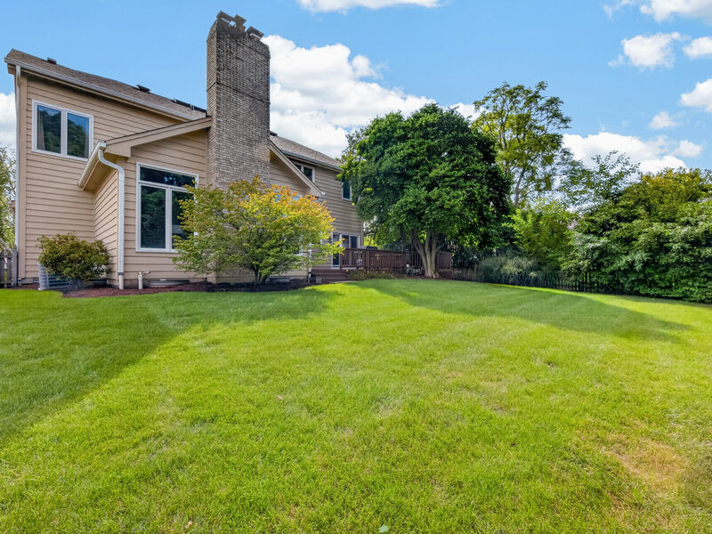4020 White Eagle Drive Naperville IL 60564