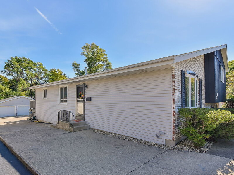 4517 Belmont Road Downers Grove IL 60515