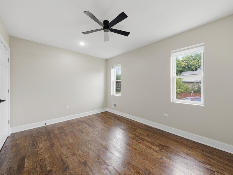 8817 S Parnell Avenue Chicago IL 60620